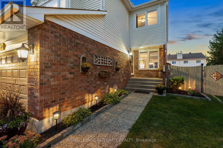 28810608/589-pocono-crescent/fallingbrookgardenway-south/ottawa/ontario/K4A3J6_39