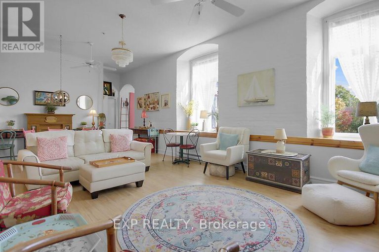 29241125/503-1-rosamond-street-e/almonte/mississippi-mills/ontario/K0A1A0_11