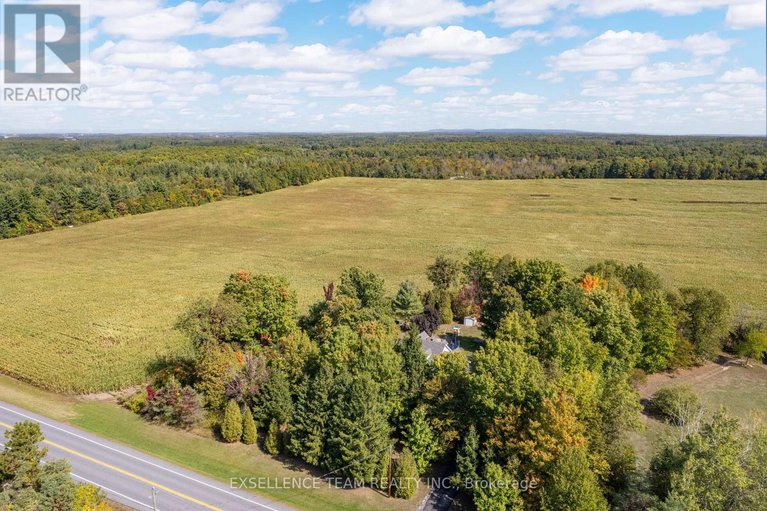 28974321/3769-4th-line-road/south-glengarry-lancaster-twp/south-glengarry/ontario/K0B1H0_44