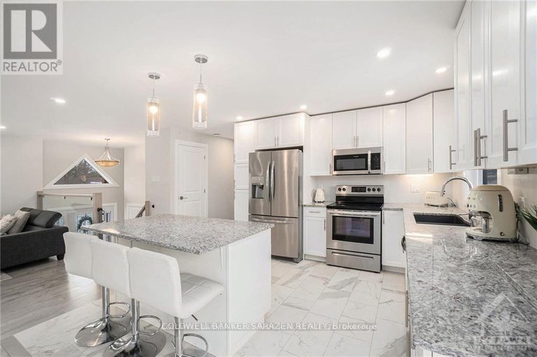 28836358/902-munro-drive/mcnabbraeside-twps/mcnabbraeside/ontario/K7S3G8_6