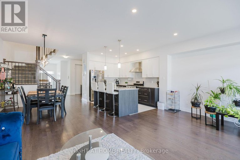 28523248/669-cordelette-circle-e/mer-bleuebradley-estatesanderson-park/ottawa/ontario/K1W0P2_22