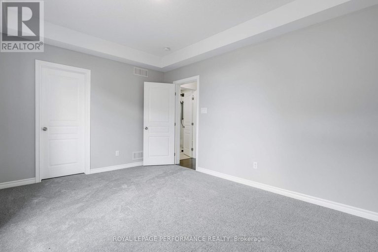 29414208/53-121-poplin-street/riverside-southgloucester-glen/ottawa/ontario/K4M0G7_23