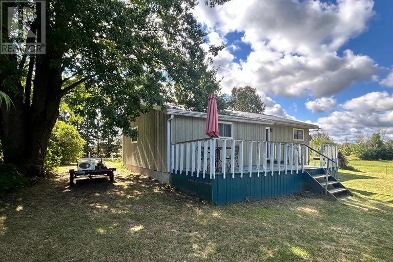 28886117/10539-gilmour-road/south-dundas-matilda-twp/south-dundas/ontario/K0E1C0_15