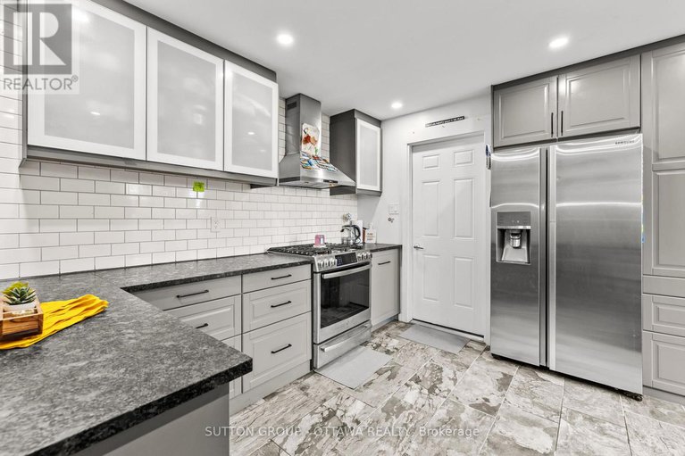 28368697/35-jackson-court/beaverbrook/ottawa/ontario/K2K1B6_13