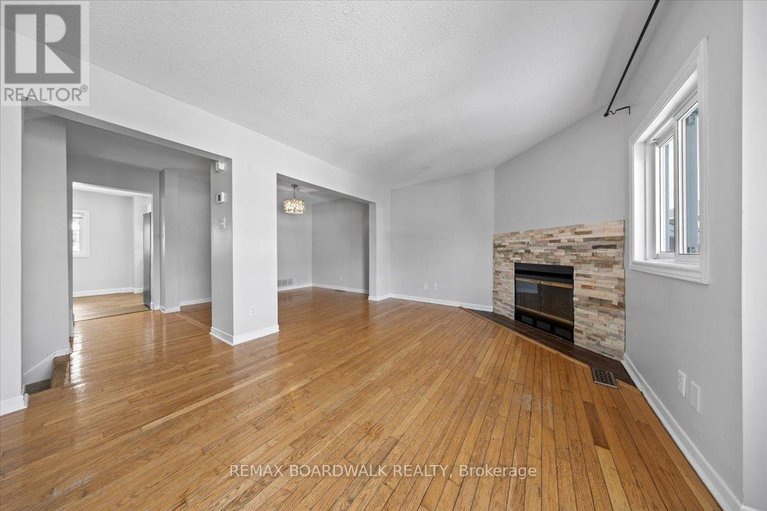 29445162/1513-thurlow-street/fallingbrookridgemount/ottawa/ontario/K4A2K9_48