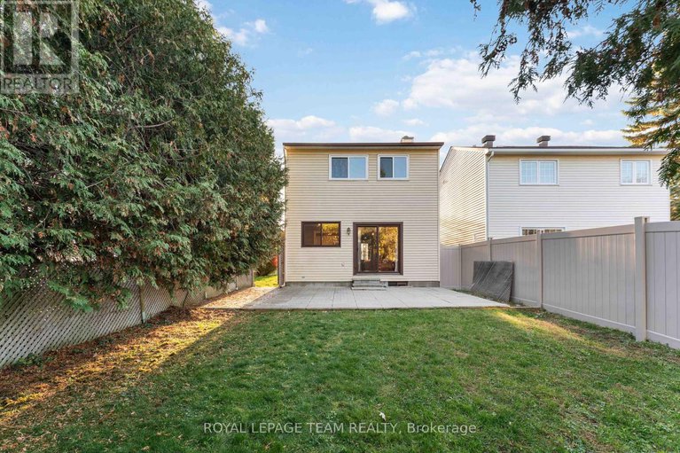 29049675/3-fulham-court/on-the-green/ottawa/ontario/K2J2L6_28