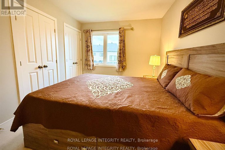 28954016/550-borbridge-avenue/riverside-southgloucester-glen/ottawa/ontario/K4M0H9_18