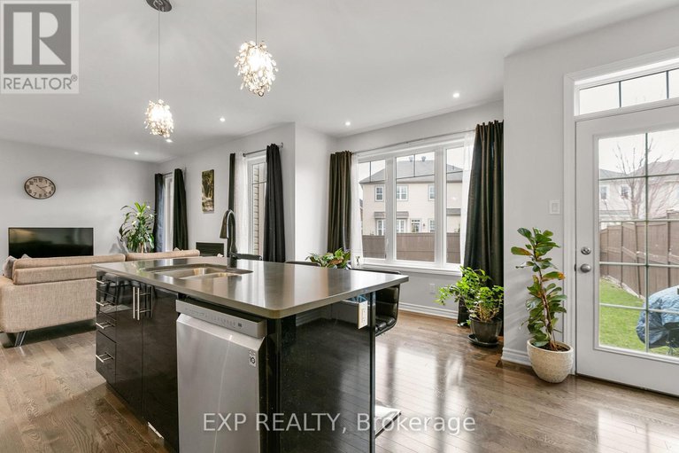 28215130/3532-river-run-avenue/half-moon-bay/ottawa/ontario/K2J3V5_17