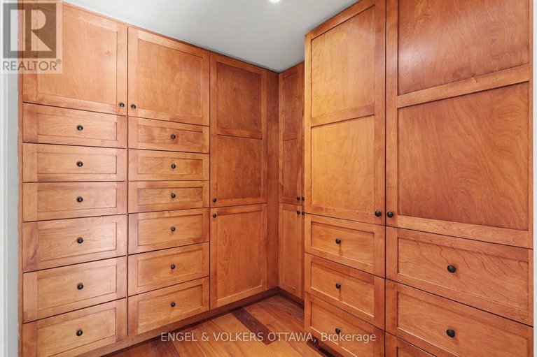 29383001/203-120-darlington-private/hunt-clubwestern-community/ottawa/ontario/K1V0X5_26