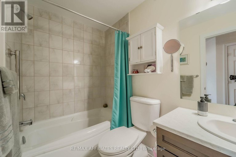28830419/201-220-janka-private/emerald-meadowstrailwest/ottawa/ontario/K2V0E6_19