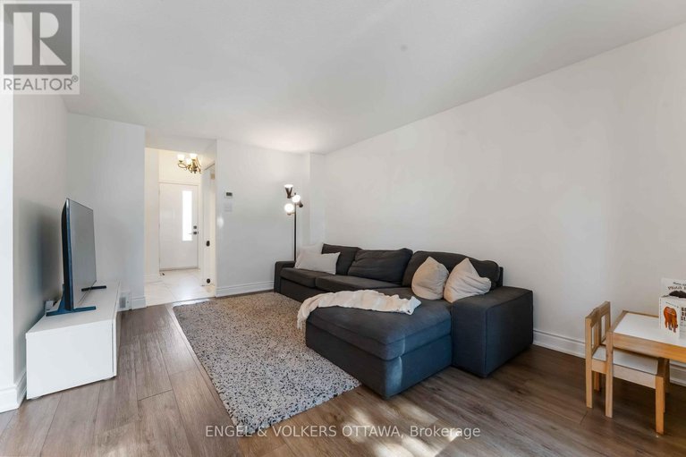 28946103/58-1375-bethamy-lane/beacon-hill-south/ottawa/ontario/K1J8P5_9