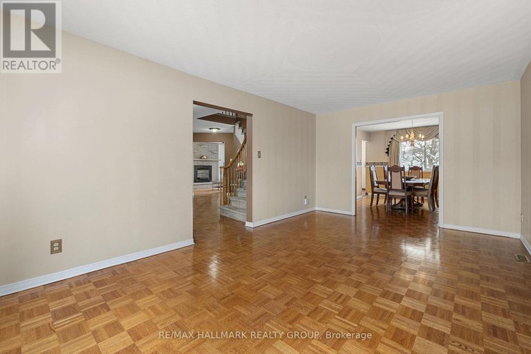 29328727/944-greenbriar-avenue/carleton-heights/ottawa/ontario/K2C3V7_7