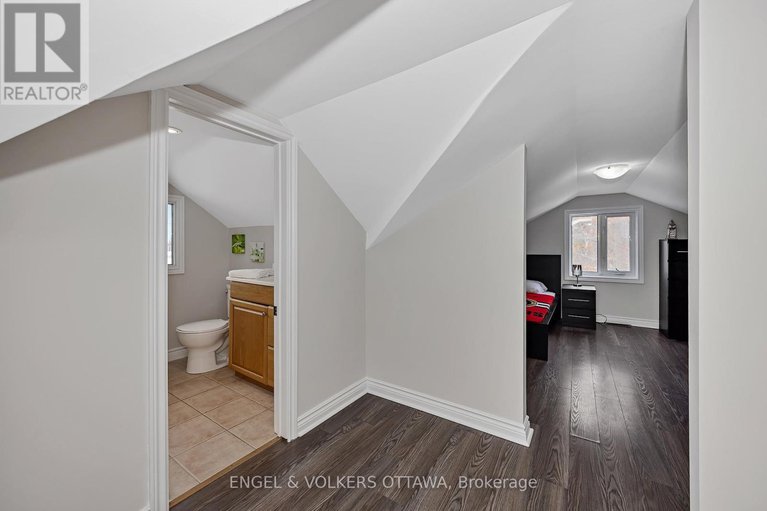 29458727/4868-ferry-road/fitzroy/ottawa/ontario/K0A1X0_23