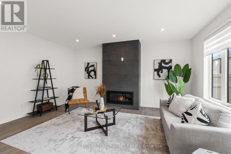 28303543/95-ralph-erfle-way/half-moon-bay/ottawa/ontario/K2J6W2_16