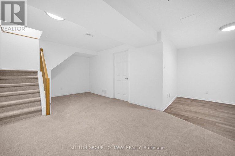 29118047/313-stoneway-drive/barrhaven-east/ottawa/ontario/K2G6E7_25