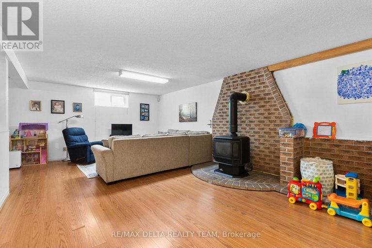 28906109/9-lasalle-street/clarencerockland-twp/clarence-rockland/ontario/K4K1K7_23