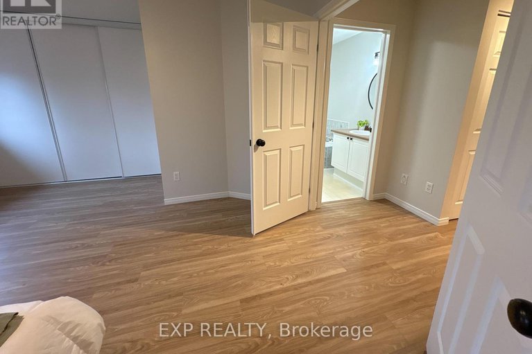 29142305/14-drumso-street/hunt-club-parkgreenboro/ottawa/ontario/K1T3Y2_17