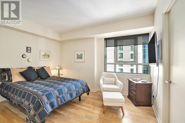 29165513/1601-445-laurier-avenue-w/ottawa-centre/ottawa/ontario/K1N6R4_13