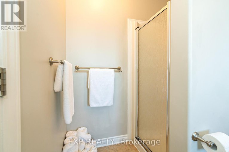 28638780/1836-arrowgrass-way/notting-hillsummerside/ottawa/ontario/K4A0H9_18