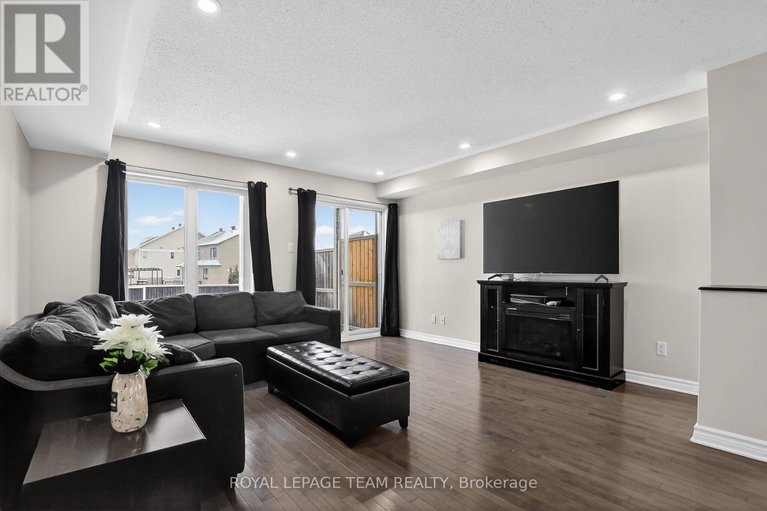 29578394/627b-chapman-mills-drive/strandherd/ottawa/ontario/K2J5T1_11