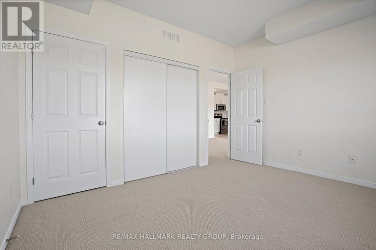 29648619/42-sternes-private/springridgeeast-village/ottawa/ontario/K4A0X8_15