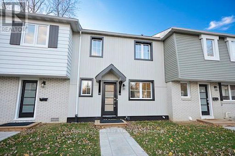 29092514/32-660-hochelaga-street/carson-meadows/ottawa/ontario/K1K2E9_1