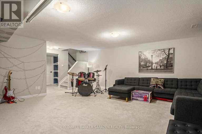 28831580/2067-caltra-crescent/half-moon-bay/ottawa/ontario/K2J6V5_25