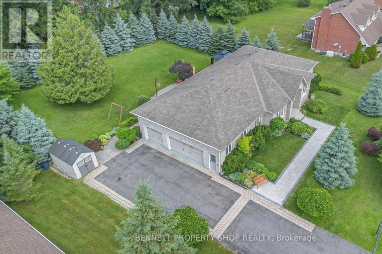 28526426/6535-empire-grove-street/greely/ottawa/ontario/K4P1G6_34