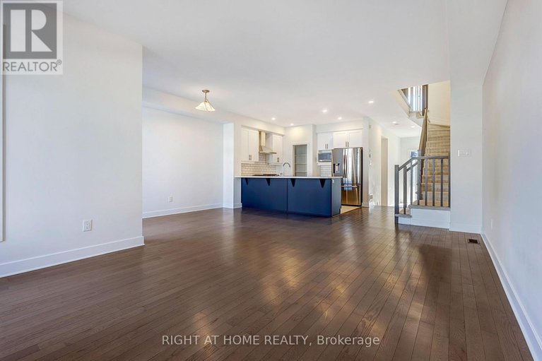 29632848/500-triangle-street/emerald-meadowstrailwest/ottawa/ontario/K2V0M8_10