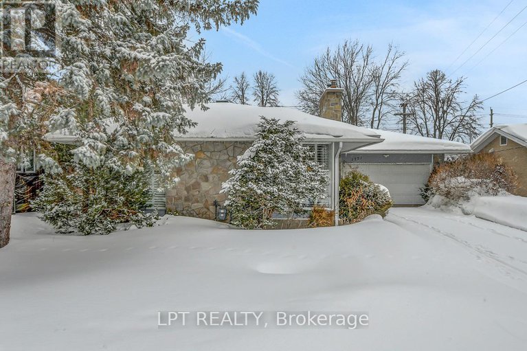 29427197/1771-mcmaster-avenue/urbandale-acres/ottawa/ontario/K1H6R7_2