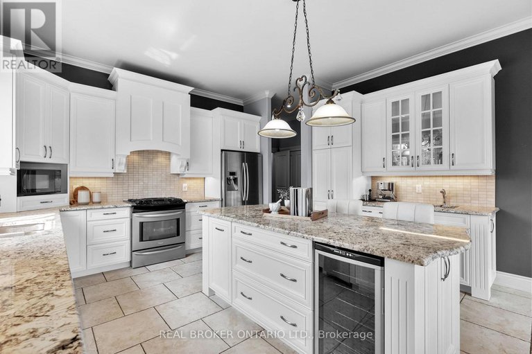 29375291/525-tullamore-street/riverside-south/ottawa/ontario/K1X0A2_13