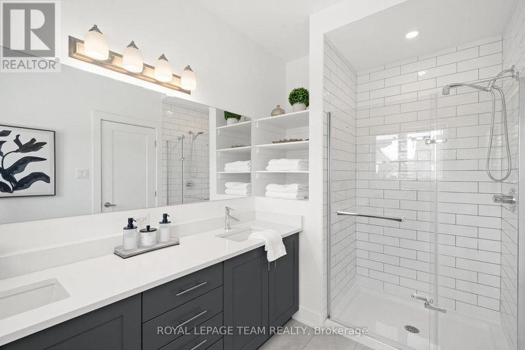 29445575/143-avro-circle/cfb-rockcliffe-and-area/ottawa/ontario/K1K4K7_27