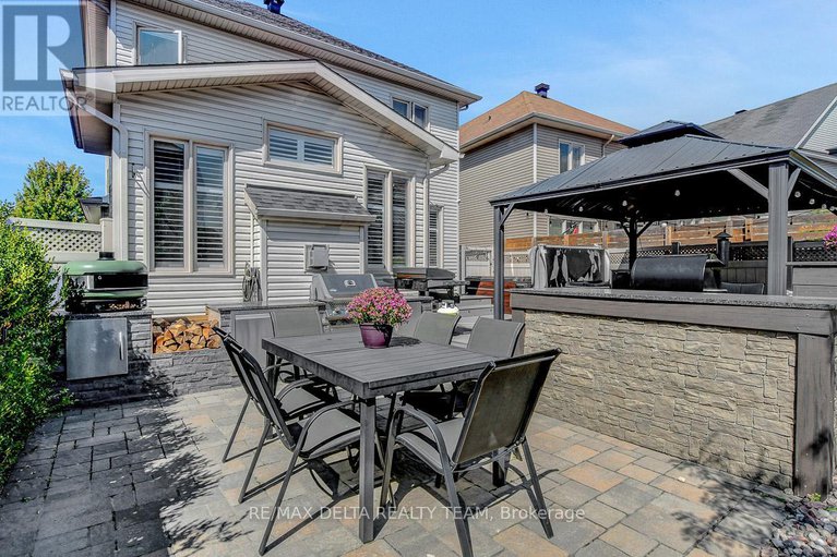 28863852/1916-montmere-avenue/notting-hillsummerside/ottawa/ontario/K4A0E7_45