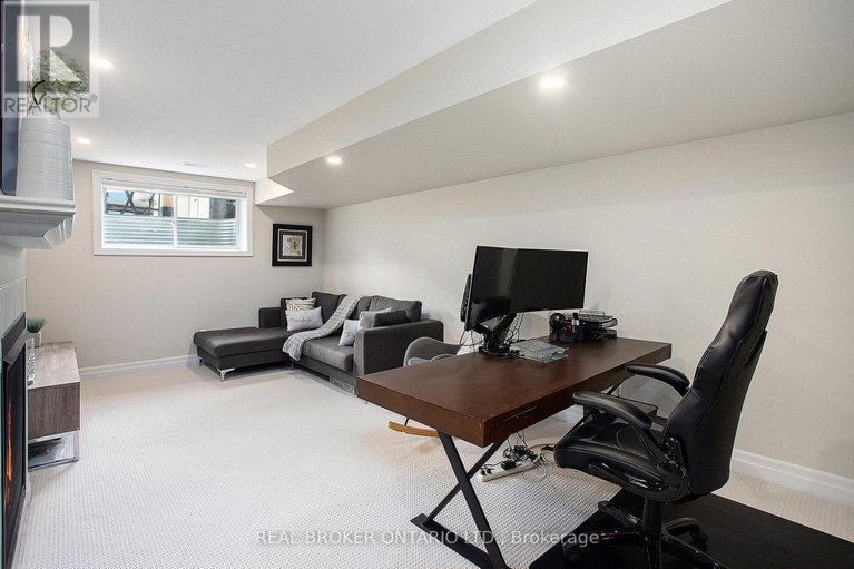 28928628/767-cairn-crescent/mer-bleuebradley-estatesanderson-park/ottawa/ontario/K1W0P4_25