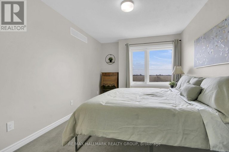 29641678/220-pilot-private/emerald-meadowstrailwest/ottawa/ontario/K2V0S4_47