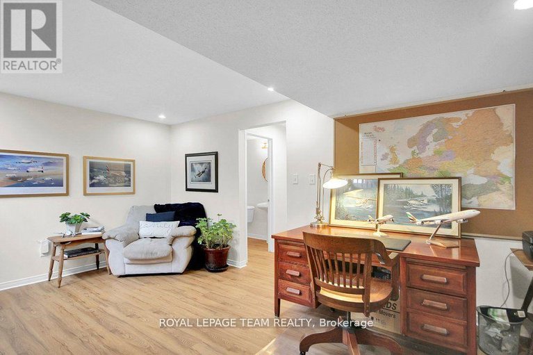 29688479/19-fieldberry-private/stonebridge/ottawa/ontario/K2J5E7_37