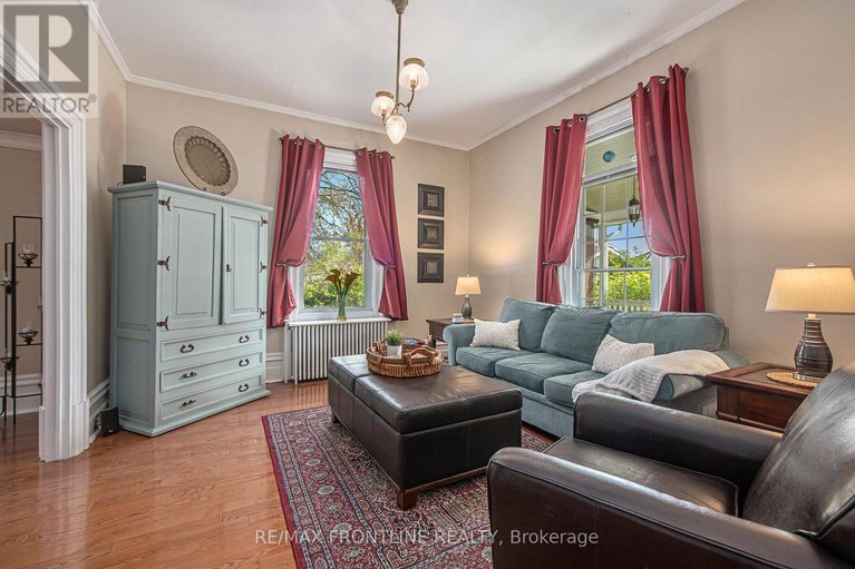 29431396/2-george-street-n/smiths-falls/smiths-falls/ontario/K7A1X9_12