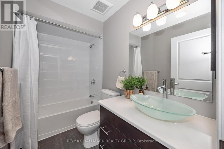 29671005/310-682-churchill-avenue/laurentianview/ottawa/ontario/K1Z5G5_27