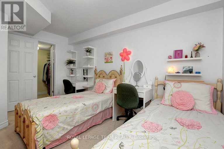 28579922/695a-sue-holloway-drive/strandherd/ottawa/ontario/K2J5R6_32