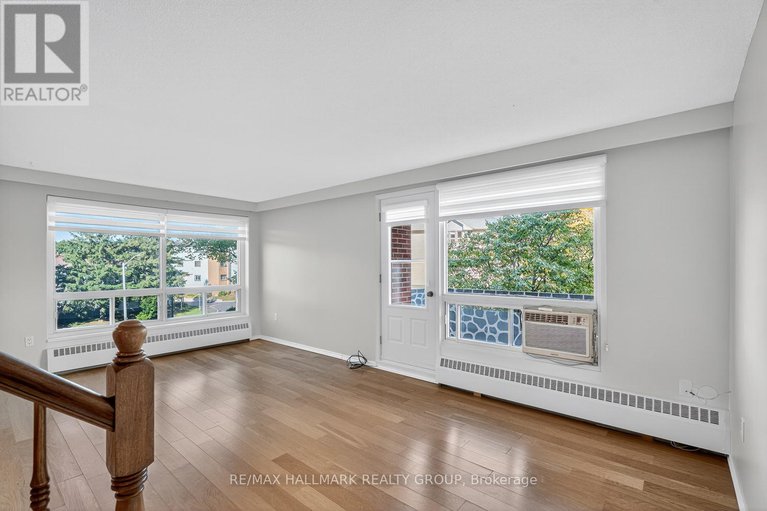 28916284/304-915-elmsmere-road/beacon-hill-south/ottawa/ontario/K1J8H8_13