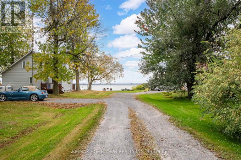 28813170/6235-sara-drive/south-glengarry-lancaster-twp/south-glengarry/ontario/K0C1N0_23