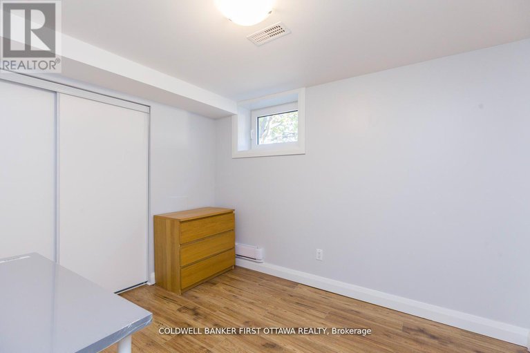 28574772/34-westwood-drive/meadowlandscrestview/ottawa/ontario/K2G2X1_16