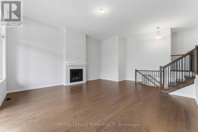 28305931/39-osler-street/morgans-grantsouth-march/ottawa/ontario/K2W0L9_14