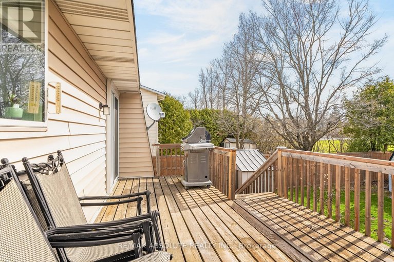 29644489/33-owlshead-road/munster/ottawa/ontario/K0A3P0_25