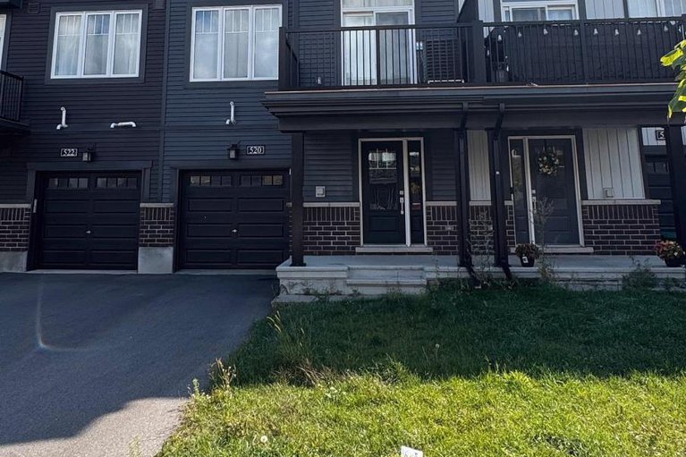 28934994/520-galmoy-way/half-moon-bay/ottawa/ontario/K2J6V1_1