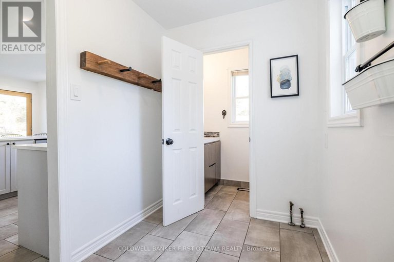 29050103/100-manion-heights-crescent/huntley-ward-south-west/ottawa/ontario/K0A1L0_22