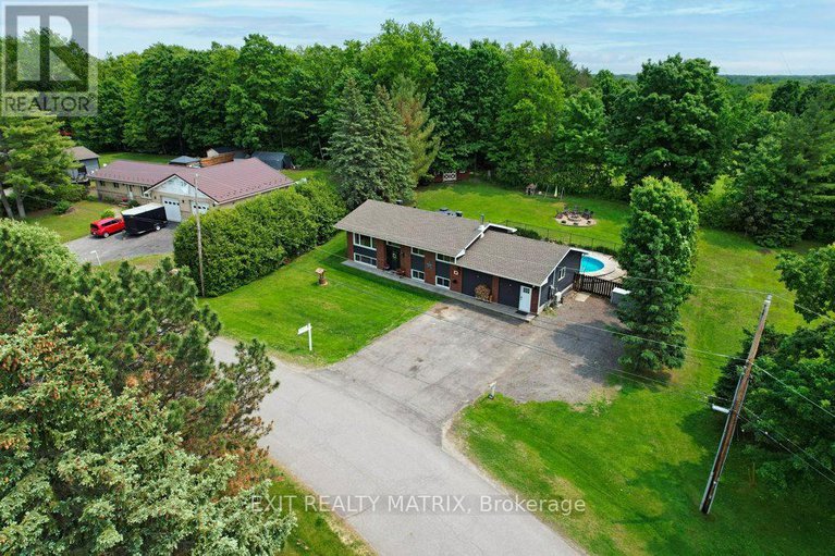 28424099/8296-corlyon-street/metcalfe/ottawa/ontario/K0A2P0_33