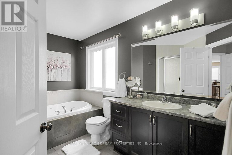 28863144/652-netley-circle/blossom-parkkemp-parkfindlay-creek/ottawa/ontario/K1T0A4_26