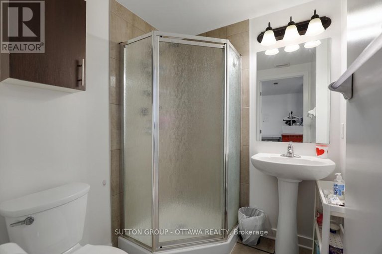 28444870/506-456-king-edward-avenue/sandy-hill/ottawa/ontario/K1N0B4_17