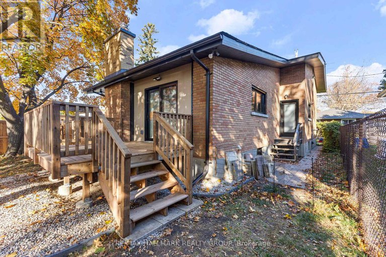 29102044/2186-lenester-avenue/mckellar-heightsglabar-park/ottawa/ontario/K2A1L4_37